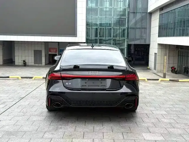 Audi A7 — Фото автомобиля 7
