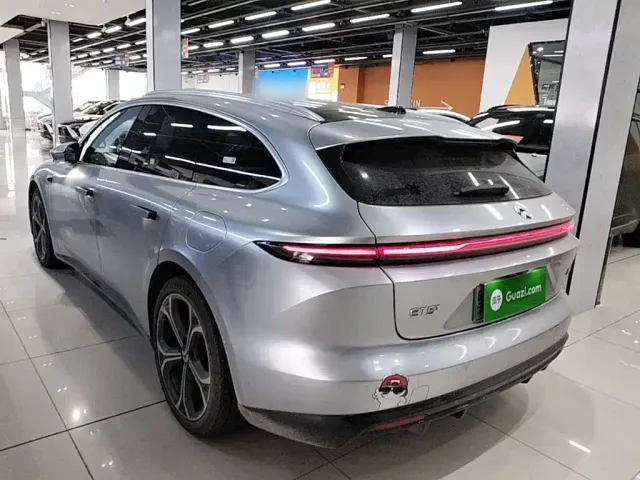 Nio ET5 Touring — Фото автомобиля 4
