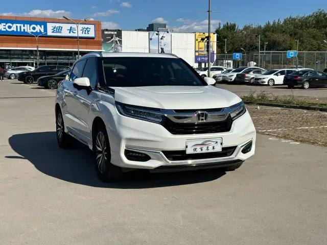 Honda Avancier — Фото автомобиля 3