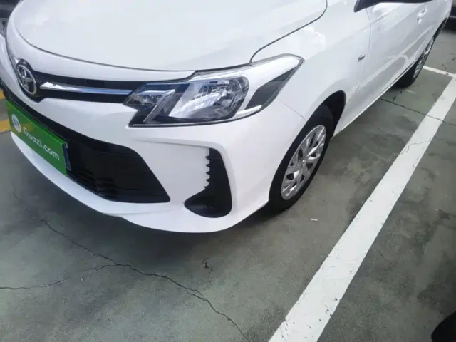 Toyota Vios — Фото автомобиля 23