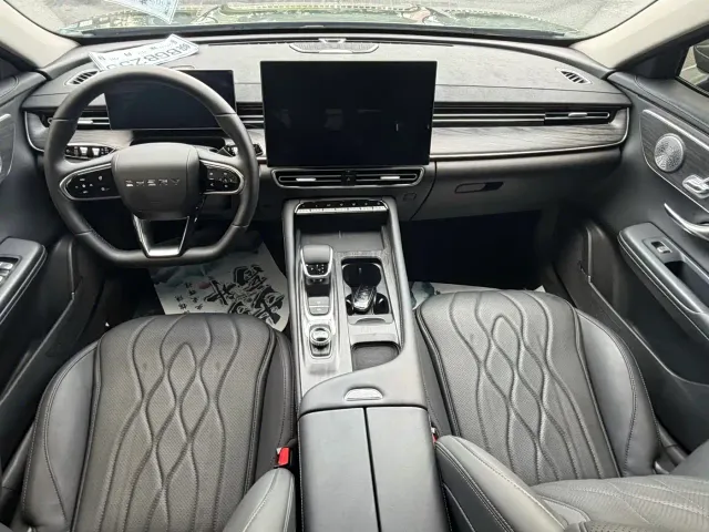 Chery Arrizo 8 PRO — Фото автомобиля 8