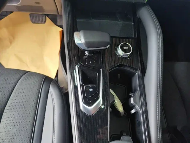 Geely Xingyue L — Фото автомобиля 13
