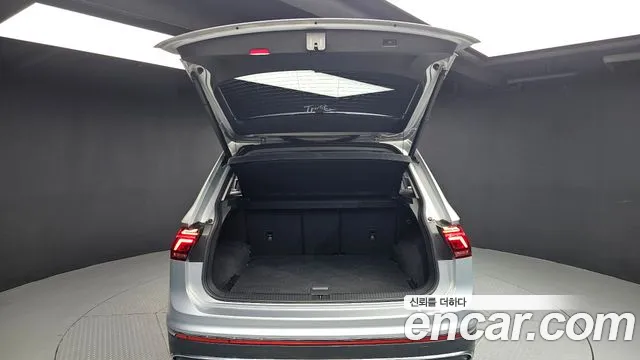 Volkswagen Tiguan Tiguan 2 поколение 2.0 TDI 4Motion Prestige — Фото автомобиля 29