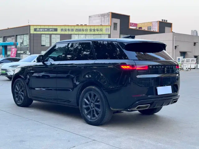 Land Rover Range Rover Sport — Фото автомобиля 5