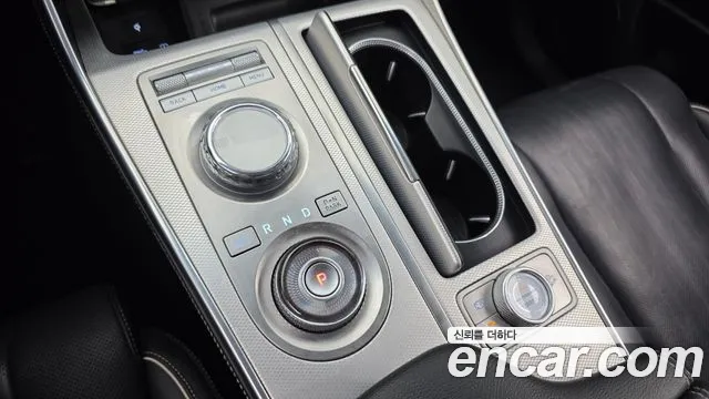 Genesis GV80 — Фото автомобиля 9