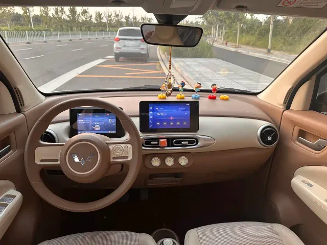 Wuling Hongguang Mini EV — Фото автомобиля 8
