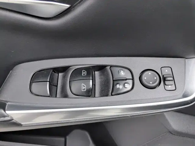 Nissan Sylphy — Фото автомобиля 9