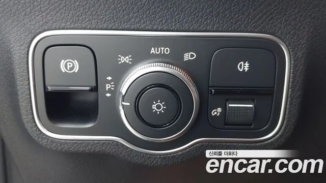 Mercedes-Benz EQB — Фото автомобиля 17