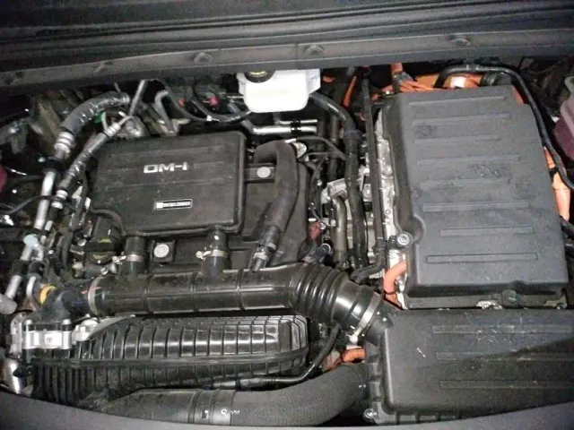 BYD Song L DM-i — Фото автомобиля 21