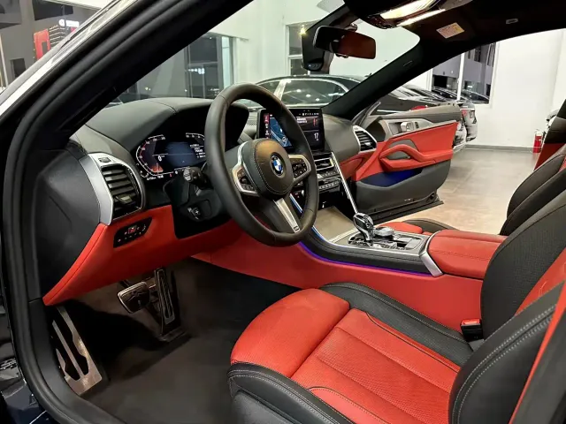 BMW 8 Series — Фото автомобиля 6