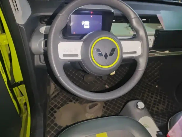 Wuling Hongguang Mini EV — Фото автомобиля 11