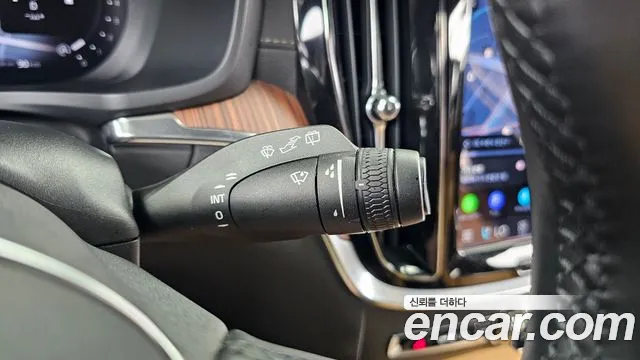 Вольво V60 V60 Cross Country 2 поколение B5 Ultimate AWD — Фото автомобиля 24