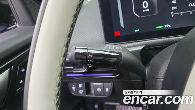 Kia EV6 — Фото автомобиля 25