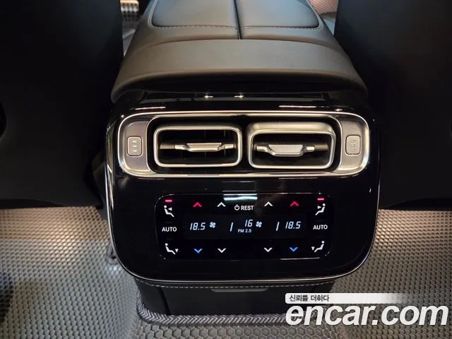 Mercedes-Benz S-Class — Фото автомобиля 6