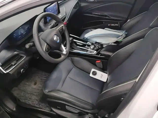 Buick Velite 6 — Фото автомобиля 14