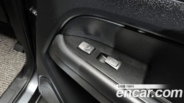 KG_Mobility_Ssangyong Rexton Новый Rexton Sport Дизель 2.2 4WD — Фото автомобиля 19