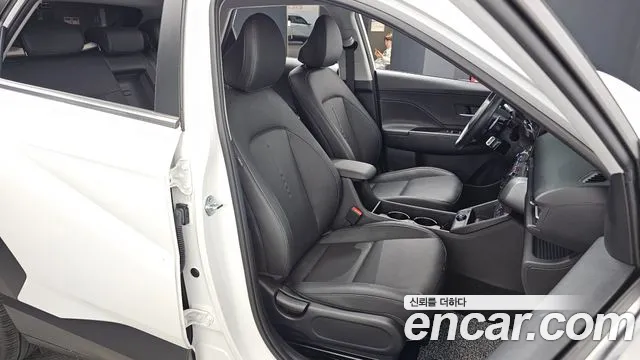 Hyundai Kona SX2 — Фото автомобиля 16