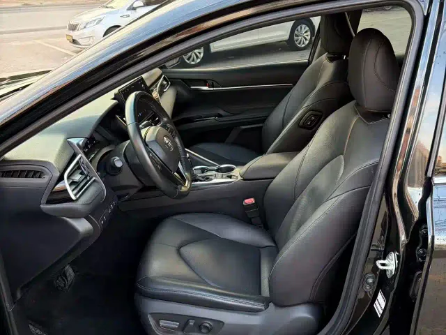 Toyota Camry — Фото автомобиля 7
