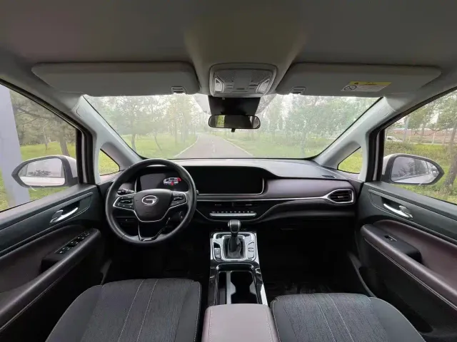 GAC Trumpchi M6 — Фото автомобиля 5