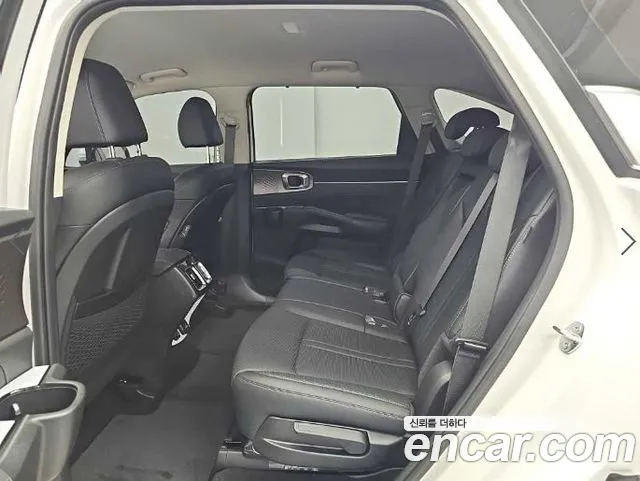 Kia Sorento Новый Sorento 4 поколение Бензин 2.5T 2WD — Фото автомобиля 12