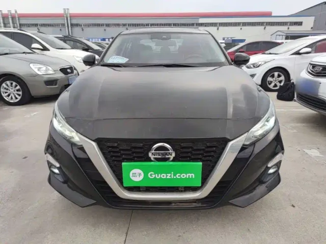 Nissan Teana — Фото автомобиля 2