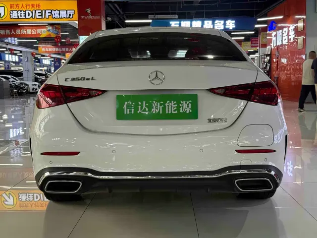 Mercedes-Benz C-Class — Фото автомобиля 19