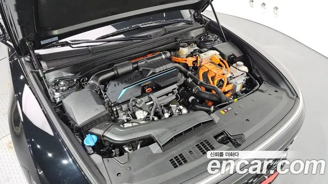 Hyundai Grandeur GN7 — Фото автомобиля 9