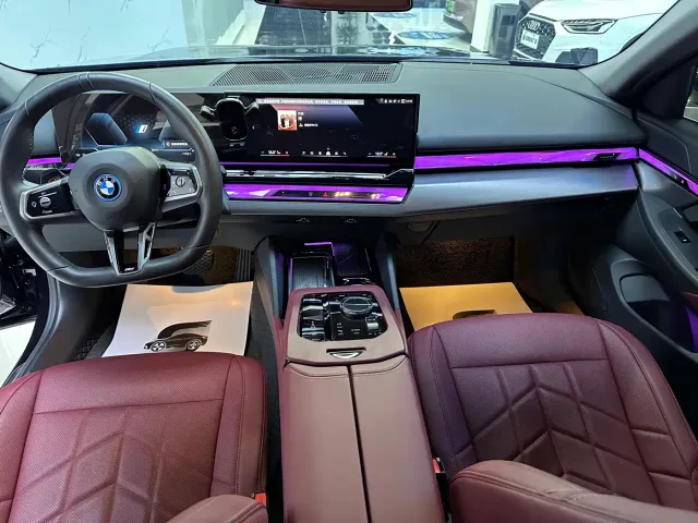 BMW i5 — Фото автомобиля 6