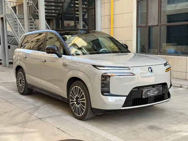 Denza N8L — Фото автомобиля 20