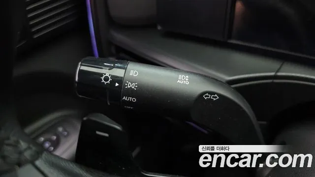 Hyundai Santafe Santa Fe (MX5) Бензин 2.5T 2WD — Фото автомобиля 25