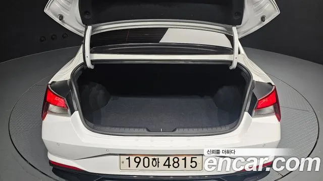 Hyundai AVANTE Avante (CN7) — Фото автомобиля 20