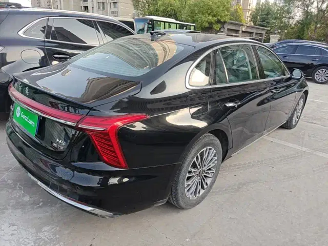 Hongqi H5 — Фото автомобиля 6