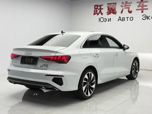 Audi A3 — Фото автомобиля 4
