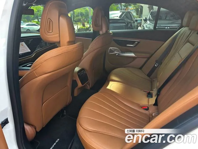Mercedes-Benz E-Class — Фото автомобиля 13
