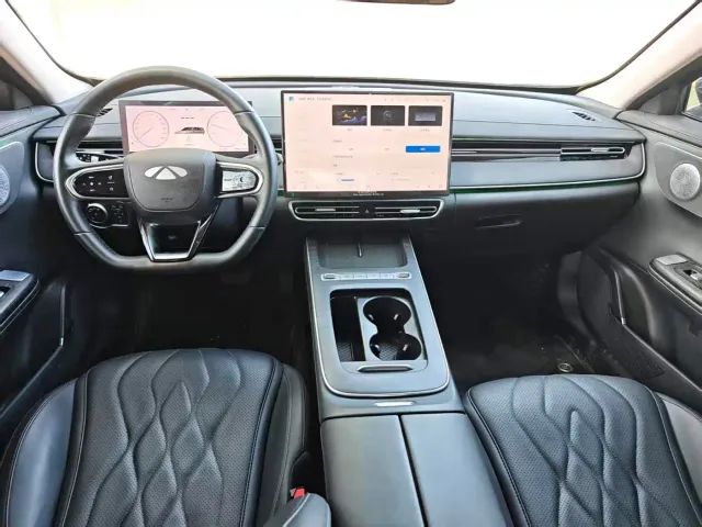 Chery Fulwin A8L — Фото автомобиля 10