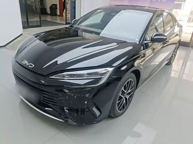Фотография автомобиля — BYD Seal 07 DM-i