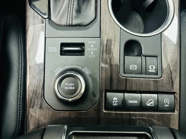 Toyota Highlander — Фото автомобиля 15