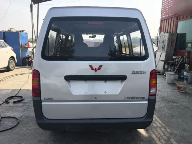 Wuling Motors Wuling Zhiguang 2020 1.2L Utility China VI LSI — Фото автомобиля 5
