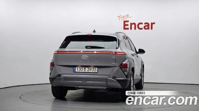 Hyundai Kona — Фото автомобиля 4