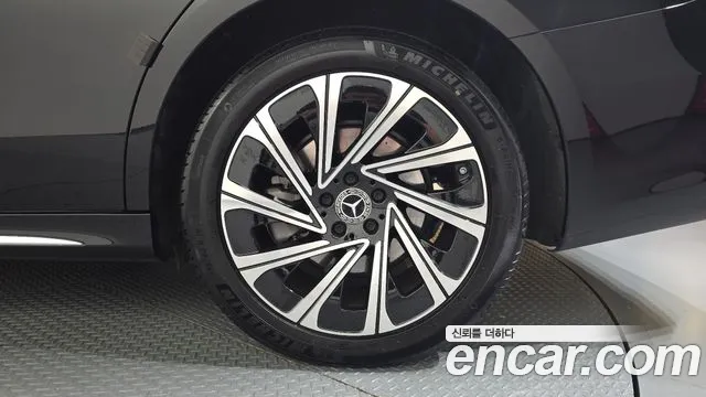 Mercedes-Benz E-Class W214 — Фото автомобиля 6