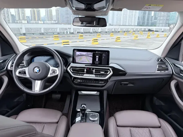 BMW X3 — Фото автомобиля 11