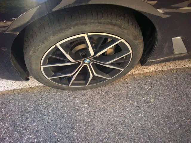 BMW 5 Series — Фото автомобиля 7
