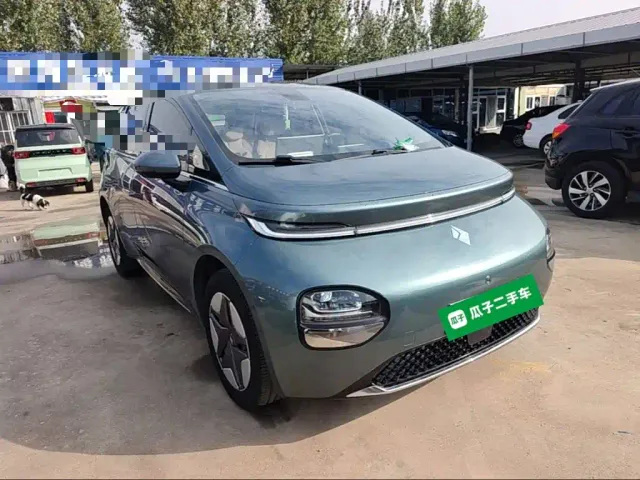 Baojun Cloud — Фото автомобиля 3