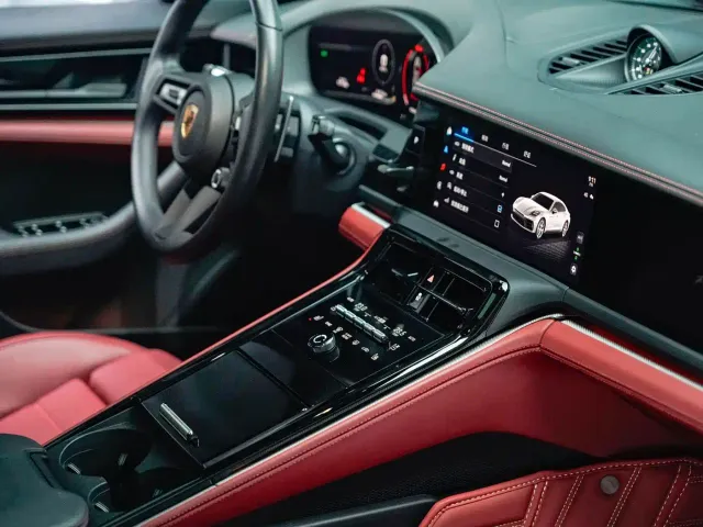 Porsche Panamera — Фото автомобиля 15
