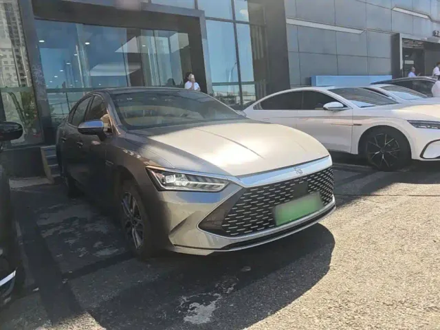 BYD Qin PLUS — Фото автомобиля 3