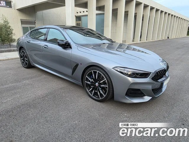 BMW 8-Series — Фото автомобиля 13