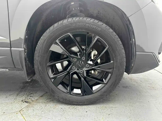 Jetta VS7 — Фото автомобиля 9