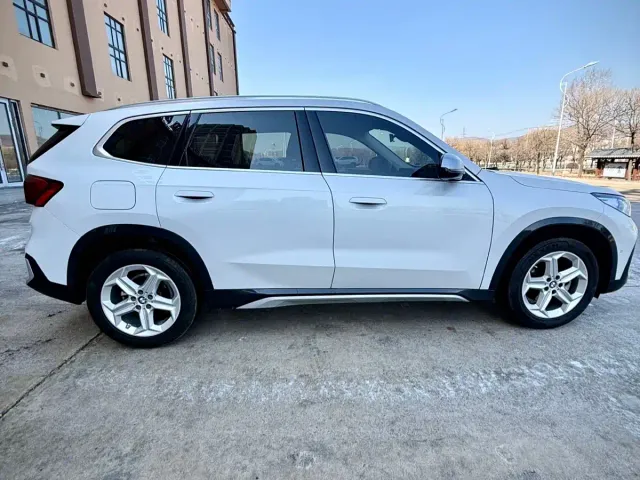 BMW X1 — Фото автомобиля 7