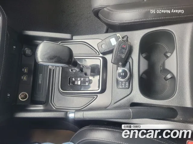 KG_Mobility_Ssangyong Rexton Новый Rexton Sport Khan Дизель 2.2 4WD — Фото автомобиля 9
