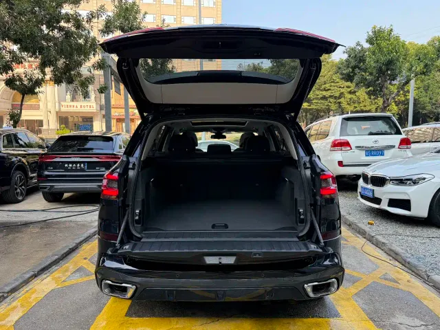 BMW X5 — Фото автомобиля 18